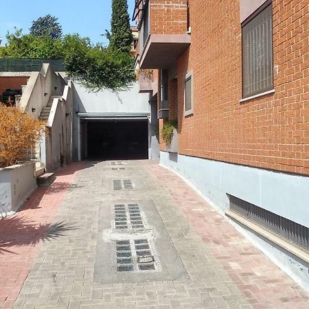 דירות רומא Terrace22 - Delizioso Attico Ben Collegato מראה חיצוני תמונה